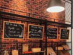 面包甜点陈列柜-熊叔熊婶面包房(团结湖店)