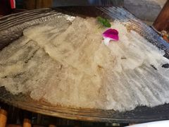 -老牌坊云南鱼豆花火锅(爱建店)