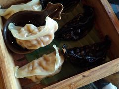 -云海肴·汽锅鸡·云南菜(天山百盛优客店)