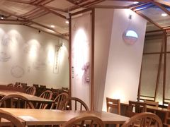 大堂-小满手工粉(上海品尊国际店)