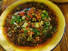 -拈签一笑黄牛肉辣卤串串