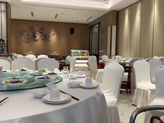 -泓历皇朝酒店(东亭店)