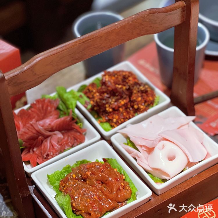 一秒穿越三国故事,来五虎将火锅尝鲜