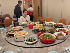 -有红鸡毛店·川菜(建设路店)