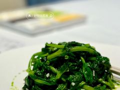 清炒豌豆苗-大董(环贸iapm店)