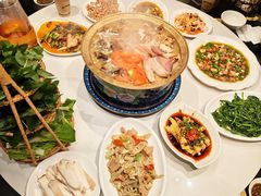 -华冠悠岚·庭院餐厅(青城后山店)