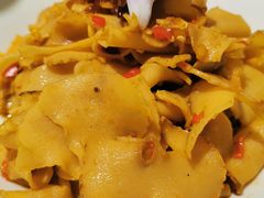 香螺片烩香芹-时间仓(月湖公园店)