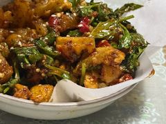 -蜗牛小馆醉乡民谣云南菜(惠新西里店)