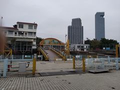 -鱼珠码头(轮渡站)