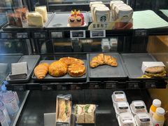 -星巴克臻选(华堂·新辰汇店)
