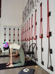 -成都阿难陀艾扬格瑜伽中心