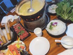 -捞围鲜·港式打边炉(海阳路店)