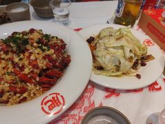 -肥肥虾庄·金牌油焖大虾(汉口城市广场店)