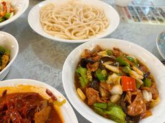 -汗腾格里·风味餐厅(新疆驻京办店)
