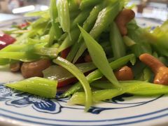 -天天向上素食餐厅(五台山店)
