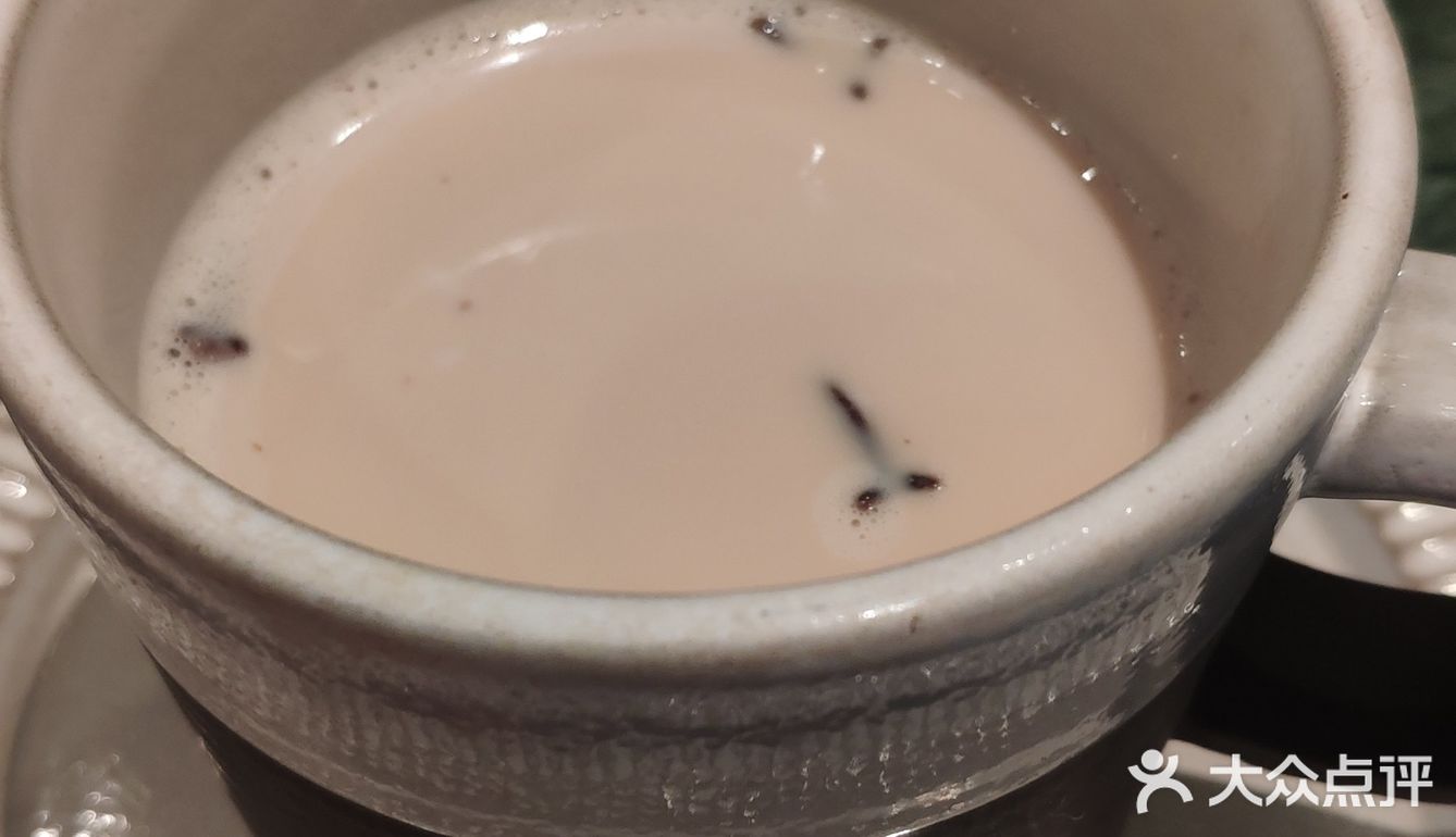 是完全无咖啡因的天然饮品。在南非开普敦北方大地