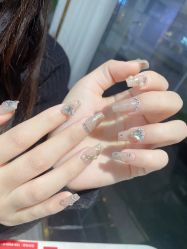 -UGIRL有个美甲