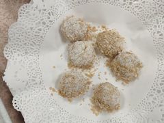 燕麦芝麻汤圆-品香菜馆(旗峰路中侨大厦店)