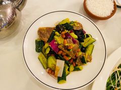 -鑫巴蜀小镇 · 水煮鱼专研店(玉桥店)