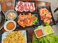 -韩风烤牛肉冷面店