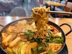 -顶顶红石锅拌饭(步行东街店)