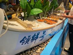 -领鲜活海鲜榴莲自助火锅(东门店)