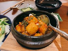 石锅葱香花椒银鳕鱼-君悦酒店·1881·北京烤鸭