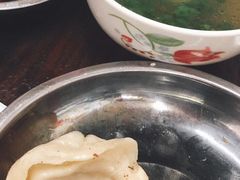 -黄阿姨锅贴大王(万航渡路店)