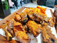 -馨月湾传统精品美食坊(市府总店)