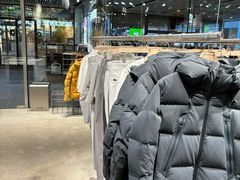 -迪桑特DESCENTE(北京三里屯BLANC店)
