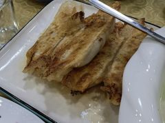 茴香肉锅贴-春水锅贴·传统鲁菜(大明湖店)