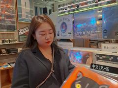 -黑胶星球(华发中城商都店)