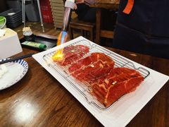 铺天盖地顶级澳牛肉火焰寿司-仙隐小鹿中華の日料(正弘城店)
