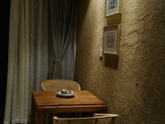 芳草书桌-看见远方·莫干遥远的山民宿