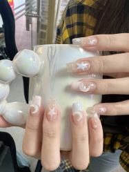 -芊屿芊浔美甲
