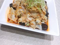 -品悦酒店(三林古镇店)