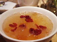 蔓越莓桃胶银耳-炖物24章·顺时轻养茶(杭州大厦店)