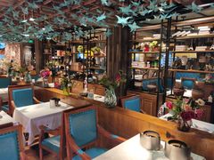 大堂-领鲜活海鲜榴莲自助火锅(东门店)