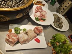 -山焱·炭火自助烤肉(周浦万达店)
