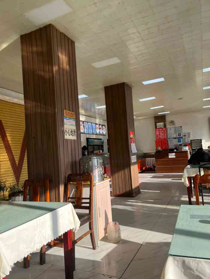 四季面条(泉园二路店)-"能不能再辣点 这也太辣了.环境一般 服.