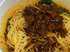 -李与白包子铺(桐梓林店)