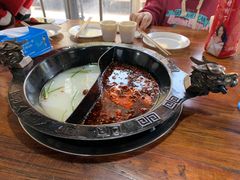 鸳鸯骨汤锅-小板凳·锦州烧烤(高新区店)