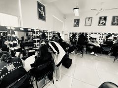 -艺采红鹰职业培训学校