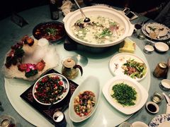 -久宴·天目湖大鱼头(恐龙园店)