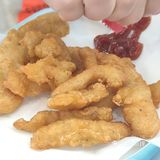 海口城西新开的酸菜鱼店，米饭饮料无限量，人多