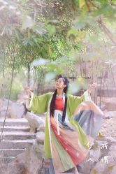 -汉仪华裳汉服馆(打浦桥店)