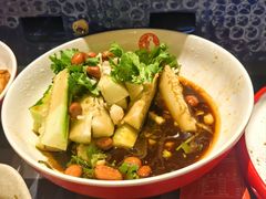 -雪熊哈尔滨烧烤·精酿啤酒·砂锅(中央胜境店)