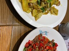 -黄泥岗·地道湖北菜(奥特莱斯店)