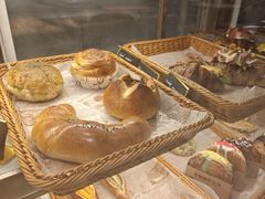 -塞纳河法国餐厅(唐延路店)