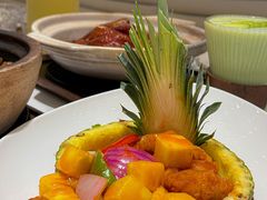 鲜凤梨咕噜肉-茉里粤菜(皇姑万象汇店)